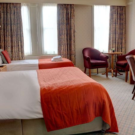 Crown & Mitre Hotel Карлайл Номер фото
