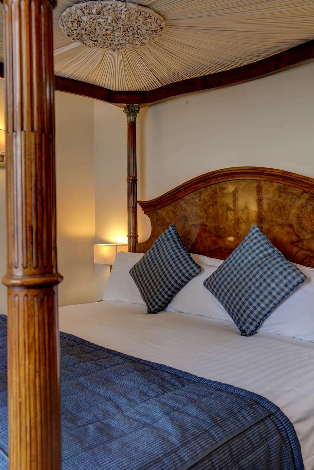 Crown & Mitre Hotel Карлайл Номер фото